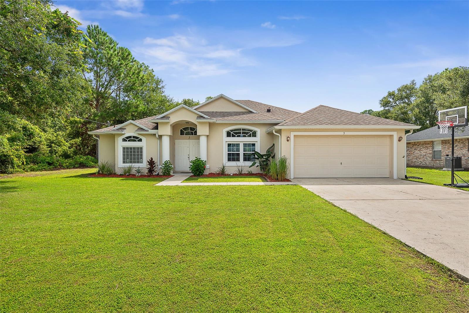 3 RUSSMAN LN