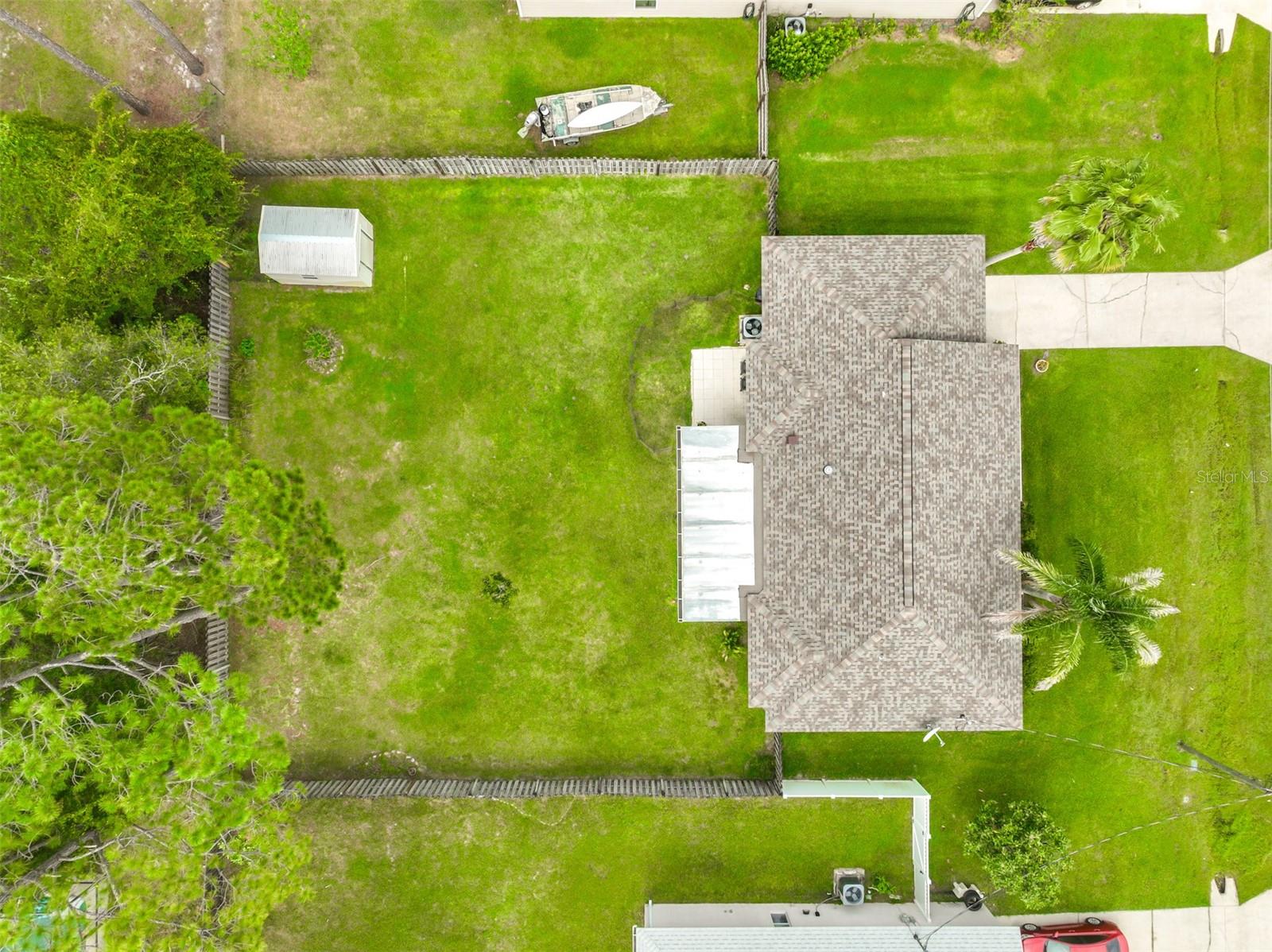 45 PERSHING LN — photo 2