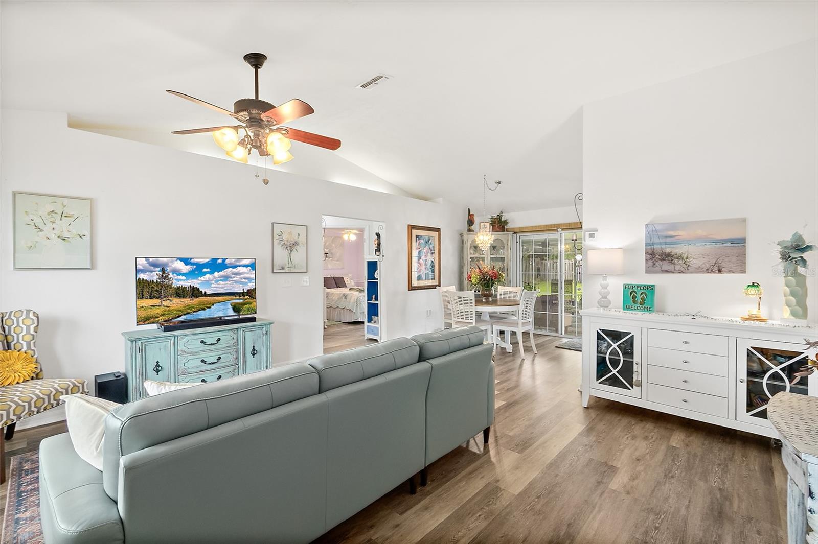 45 PERSHING LN — photo 5