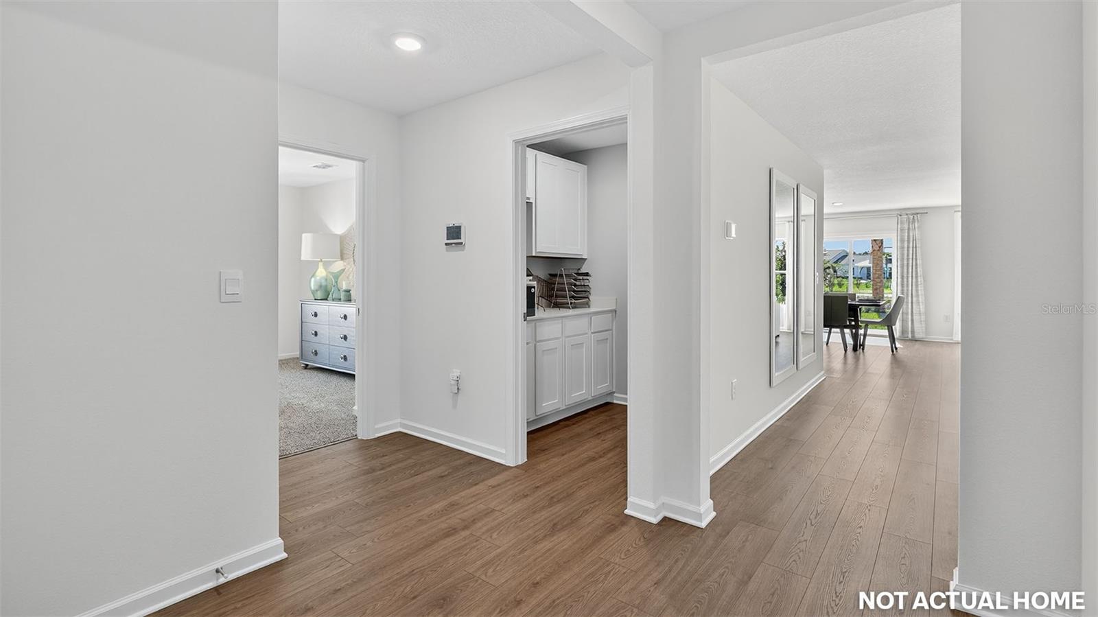 14 ULLMAN CT — photo 5
