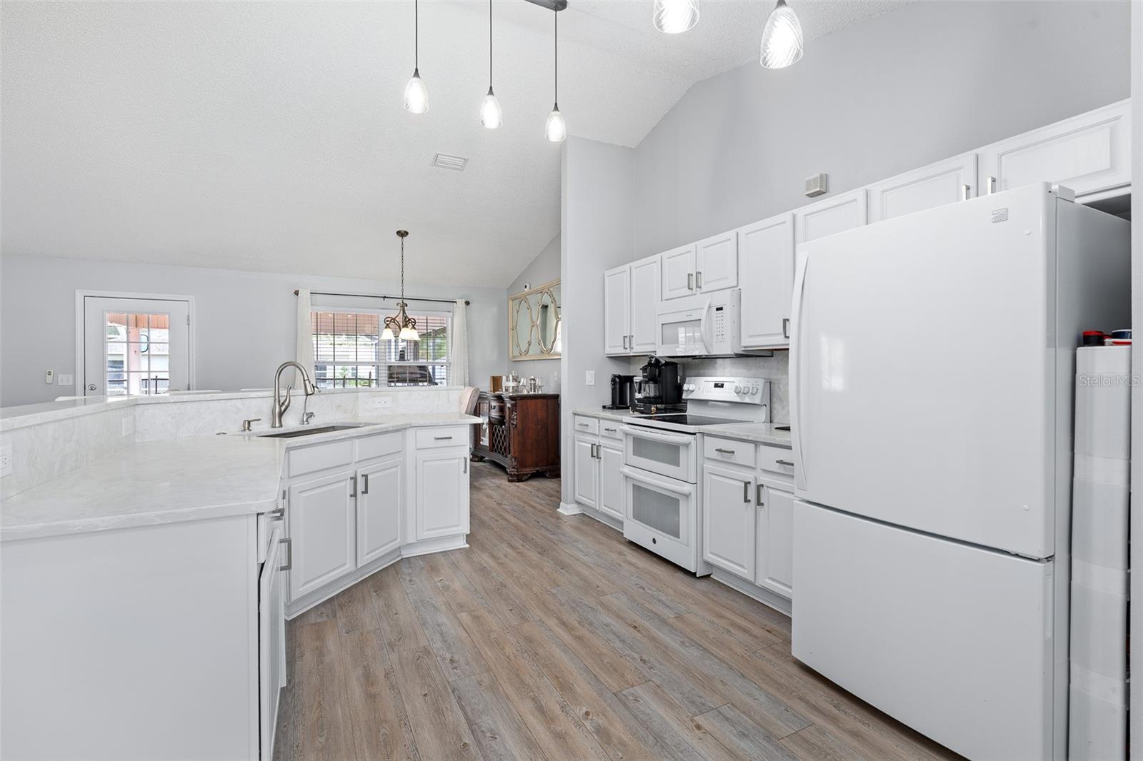 23 POWDER HILL LN — photo 5