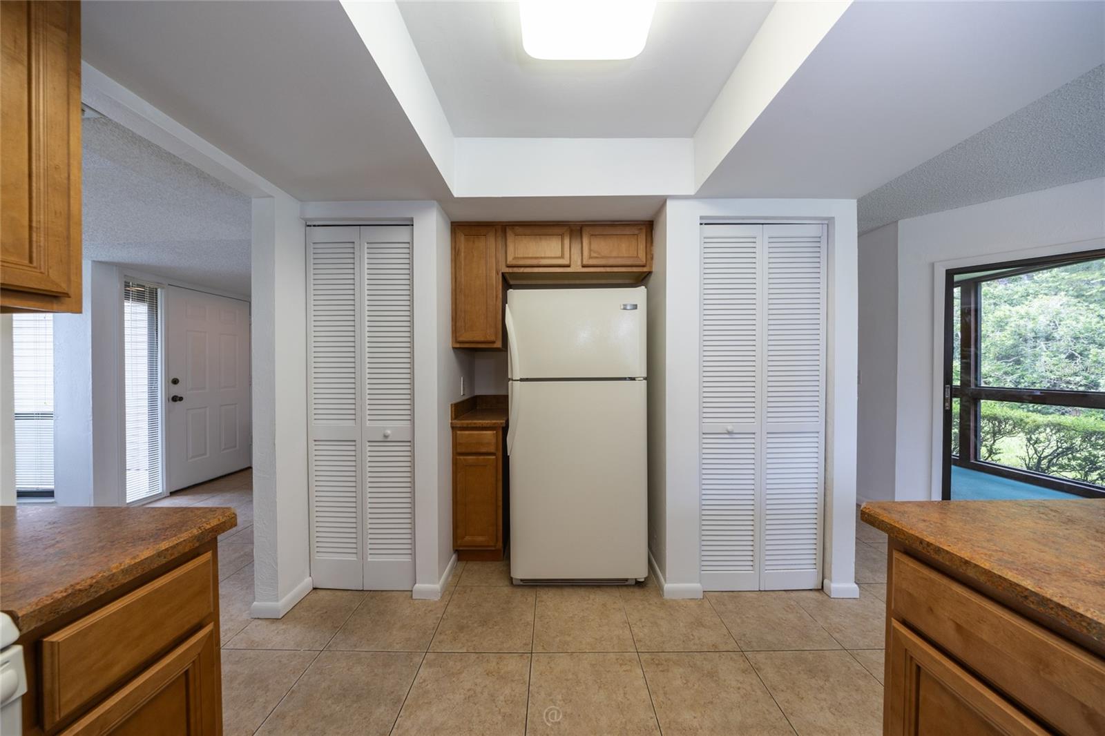 9 SOUTHBURY CT #9 — photo 9