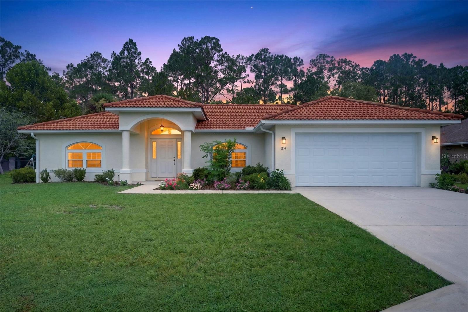 39 WHITE HOUSE DR