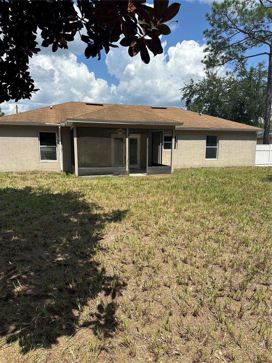12 RIVERDALE LN — photo 12