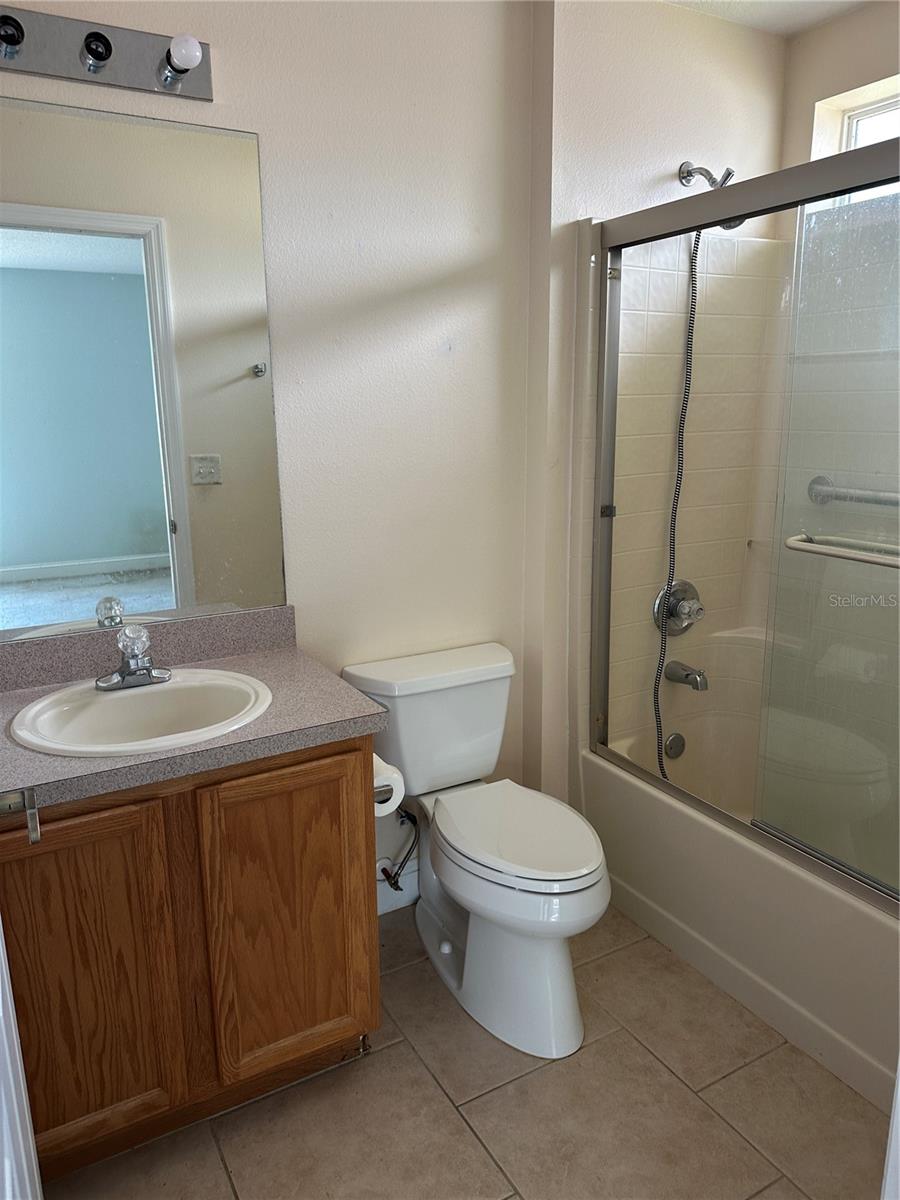 12 RIVERDALE LN — photo 4
