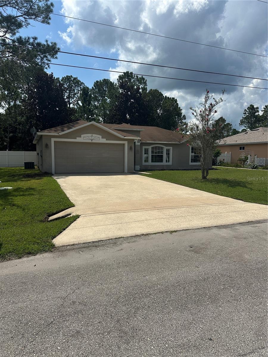 12 RIVERDALE LN