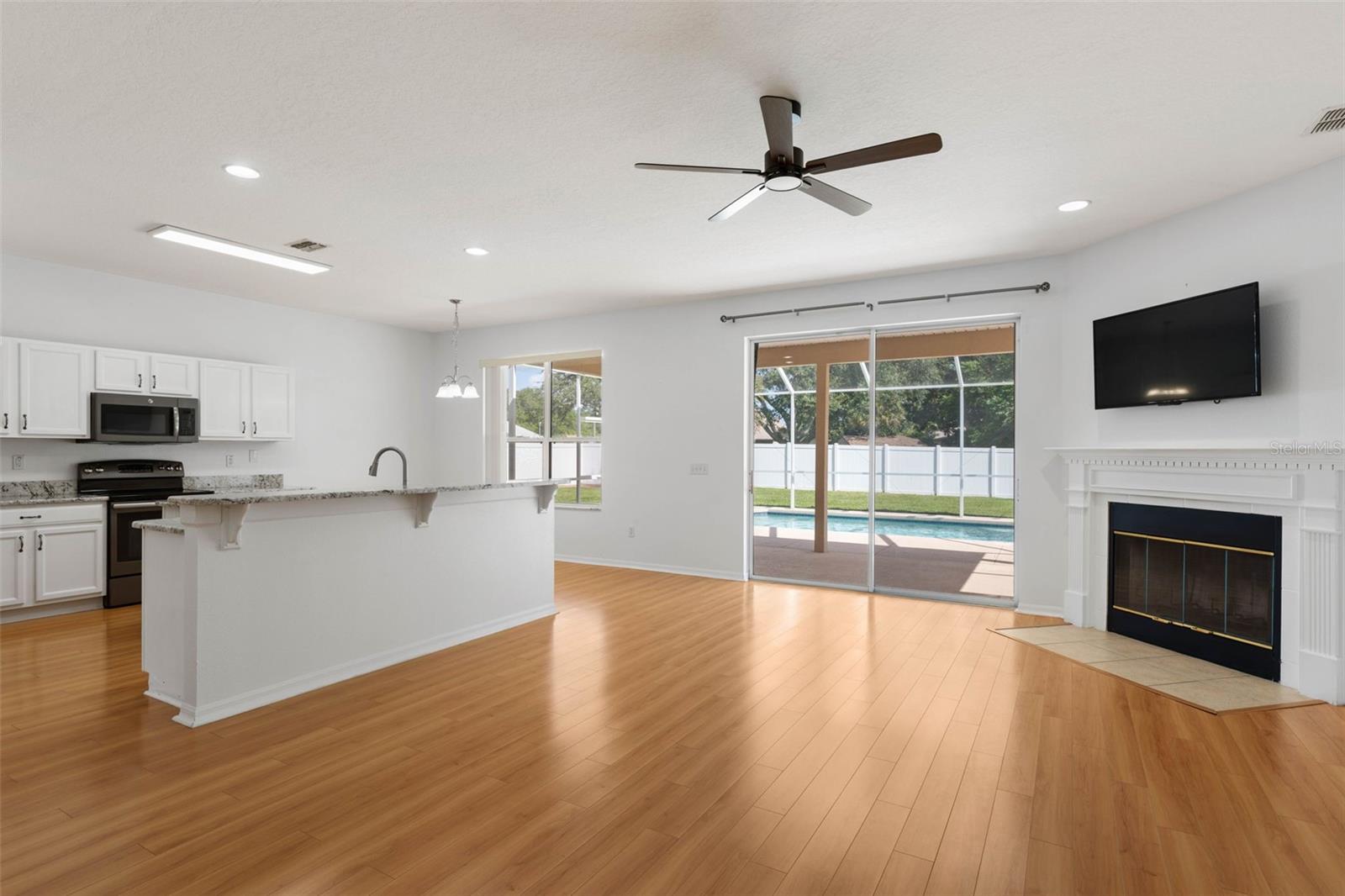 62 FORRESTER PL — photo 9