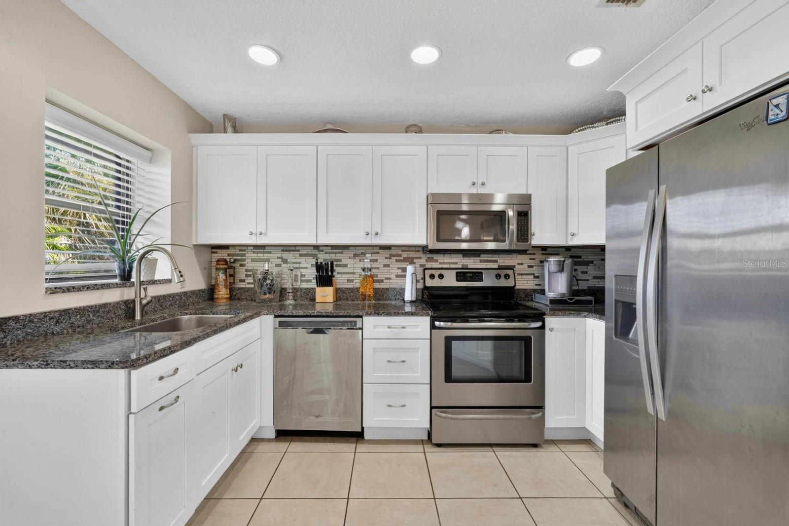 109 CORAL REEF CT N — photo 12