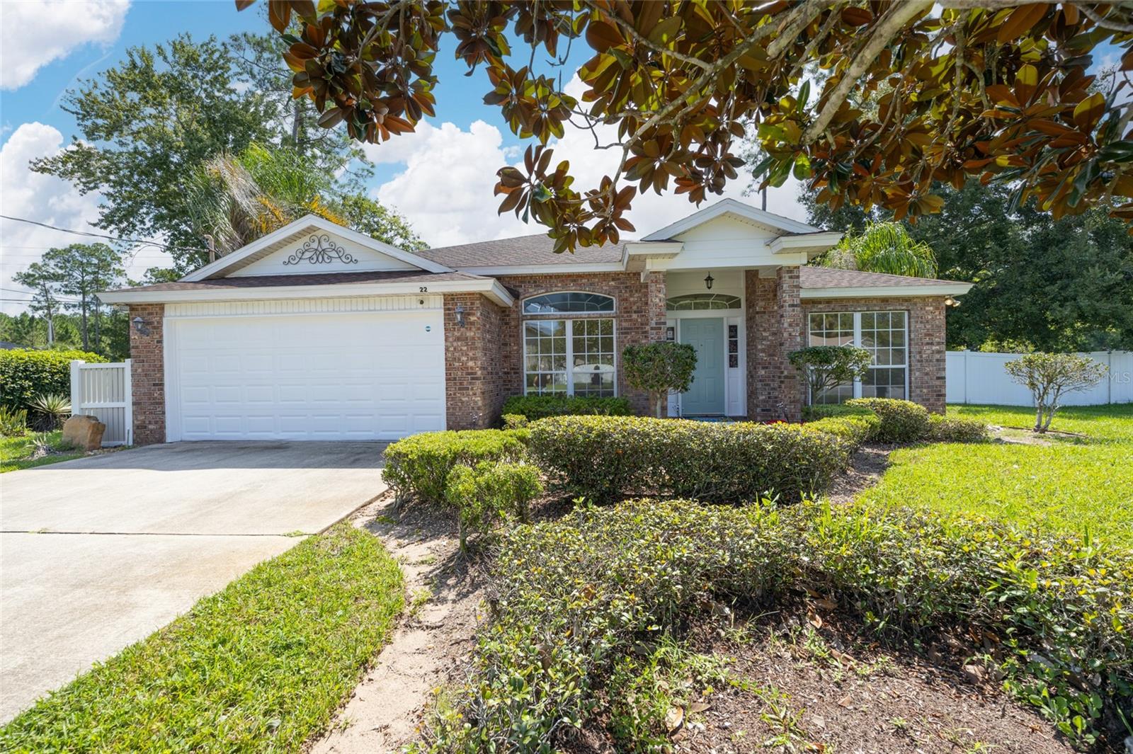 22 EMERSON DR