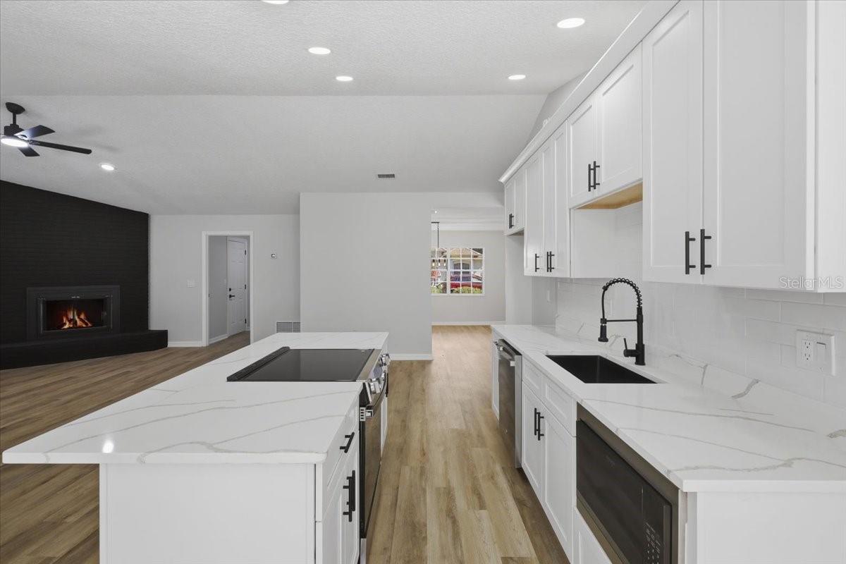 2 ELDER PL — photo 5