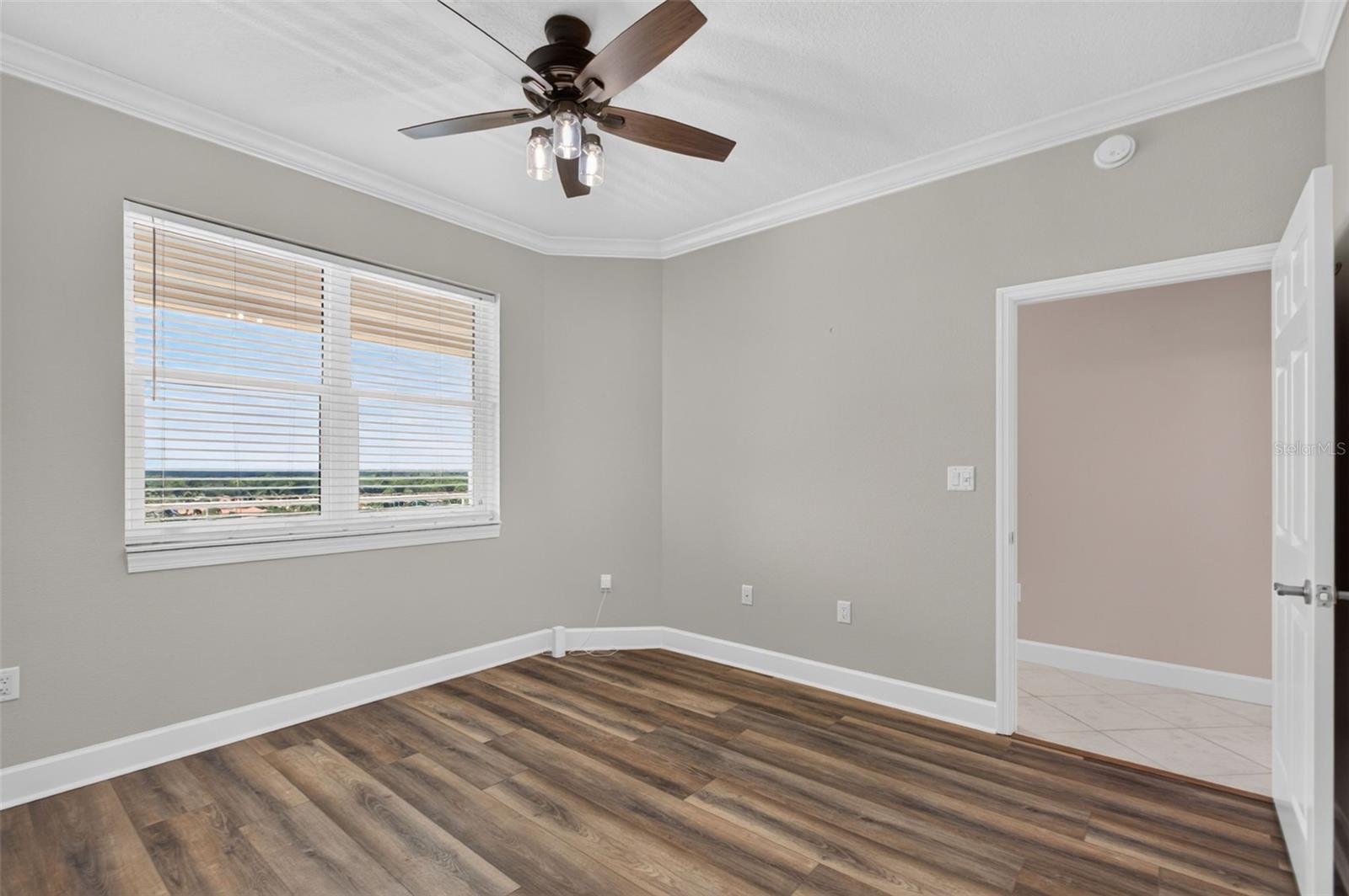 80 SURFVIEW DR #809 — photo 11