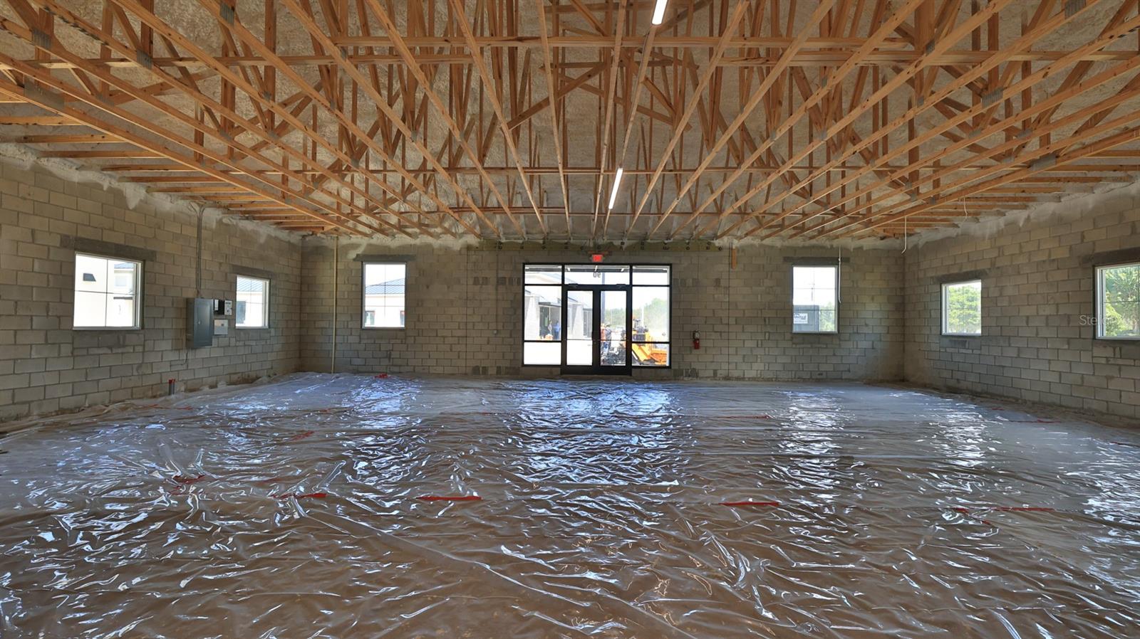 90 EXCHANGE LOOP — photo 11