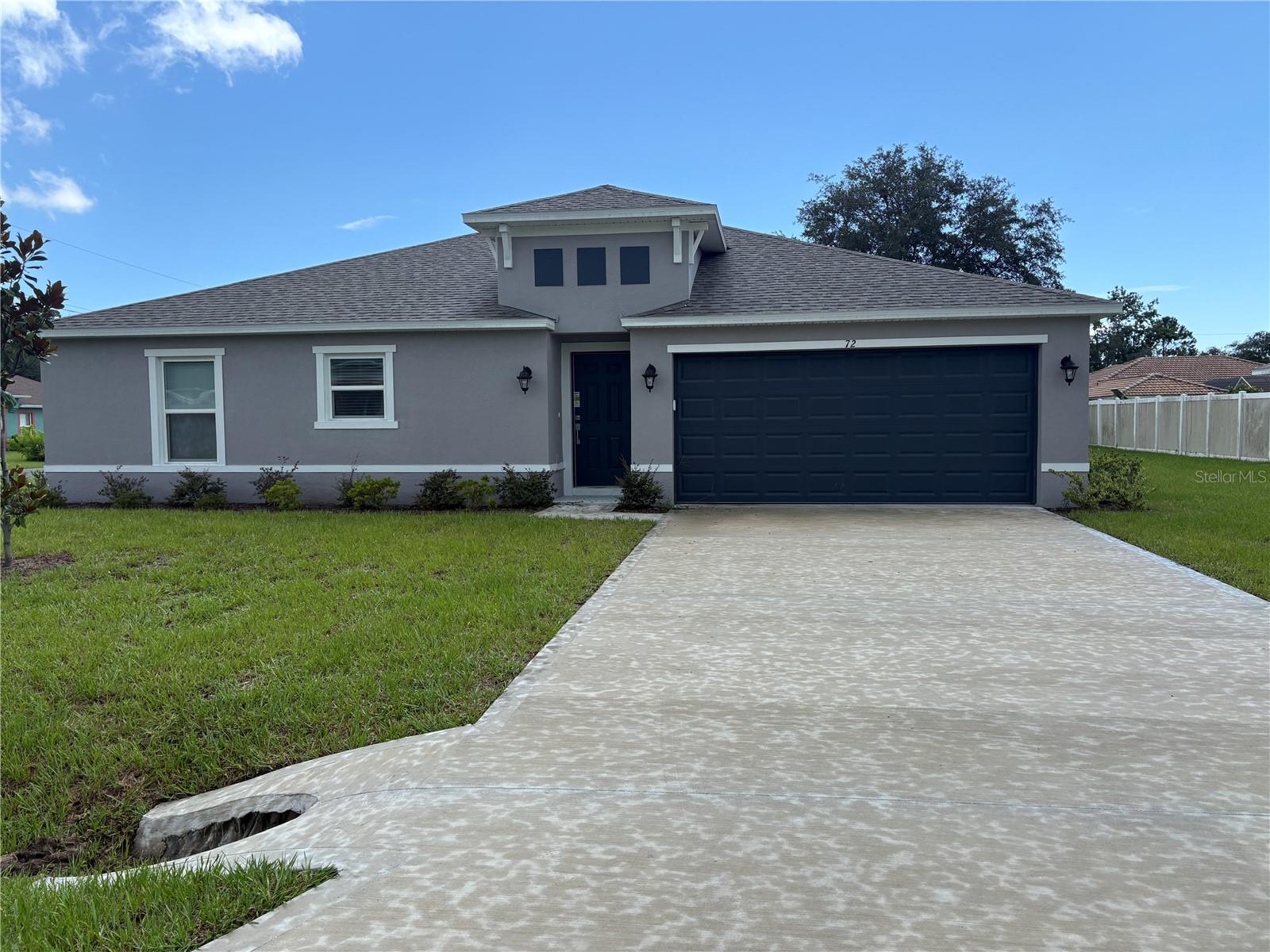 72 LANCELOT DR