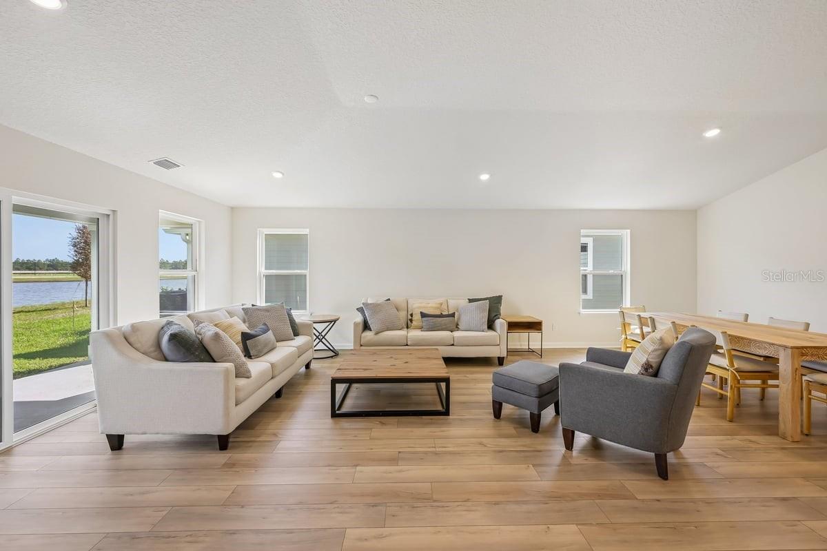 110 TEA OLIVE DR — photo 2