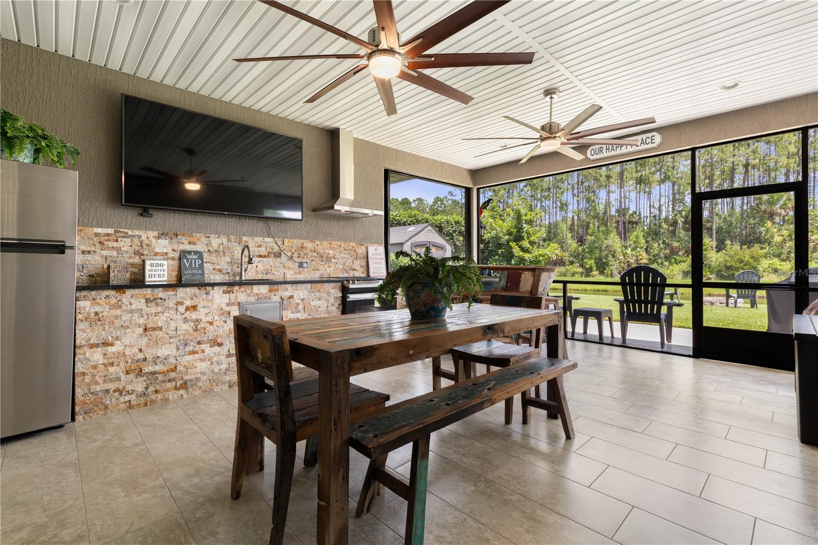 148 S COOPERS HAWK WAY — photo 3
