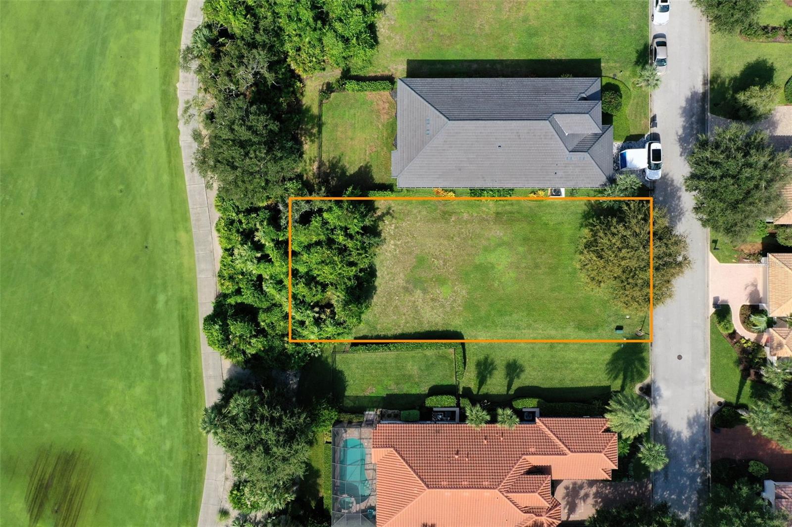 15 KINGFISHER LN — photo 3