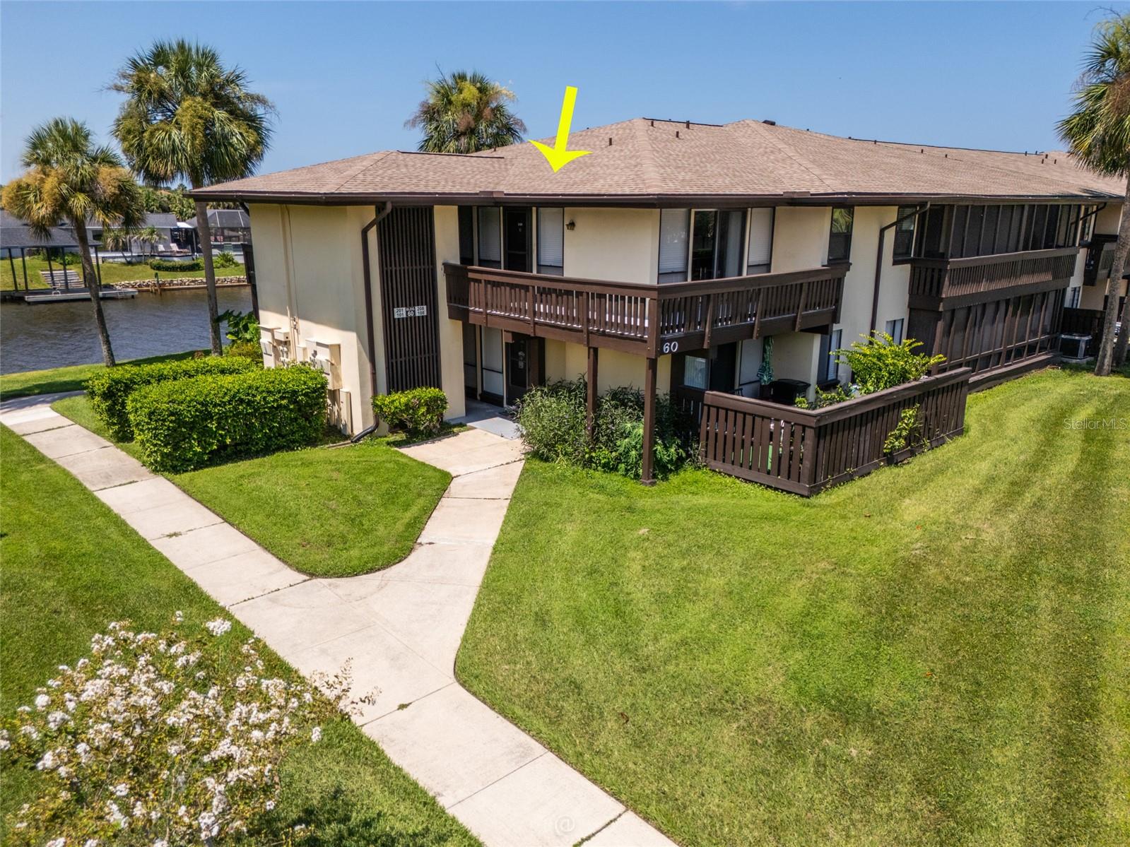 60 CLUB HOUSE DR #208