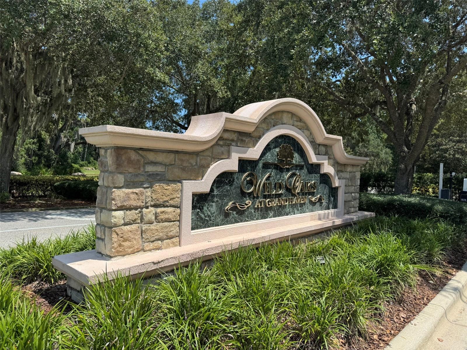 4 TURKEY OAK LN — photo 2