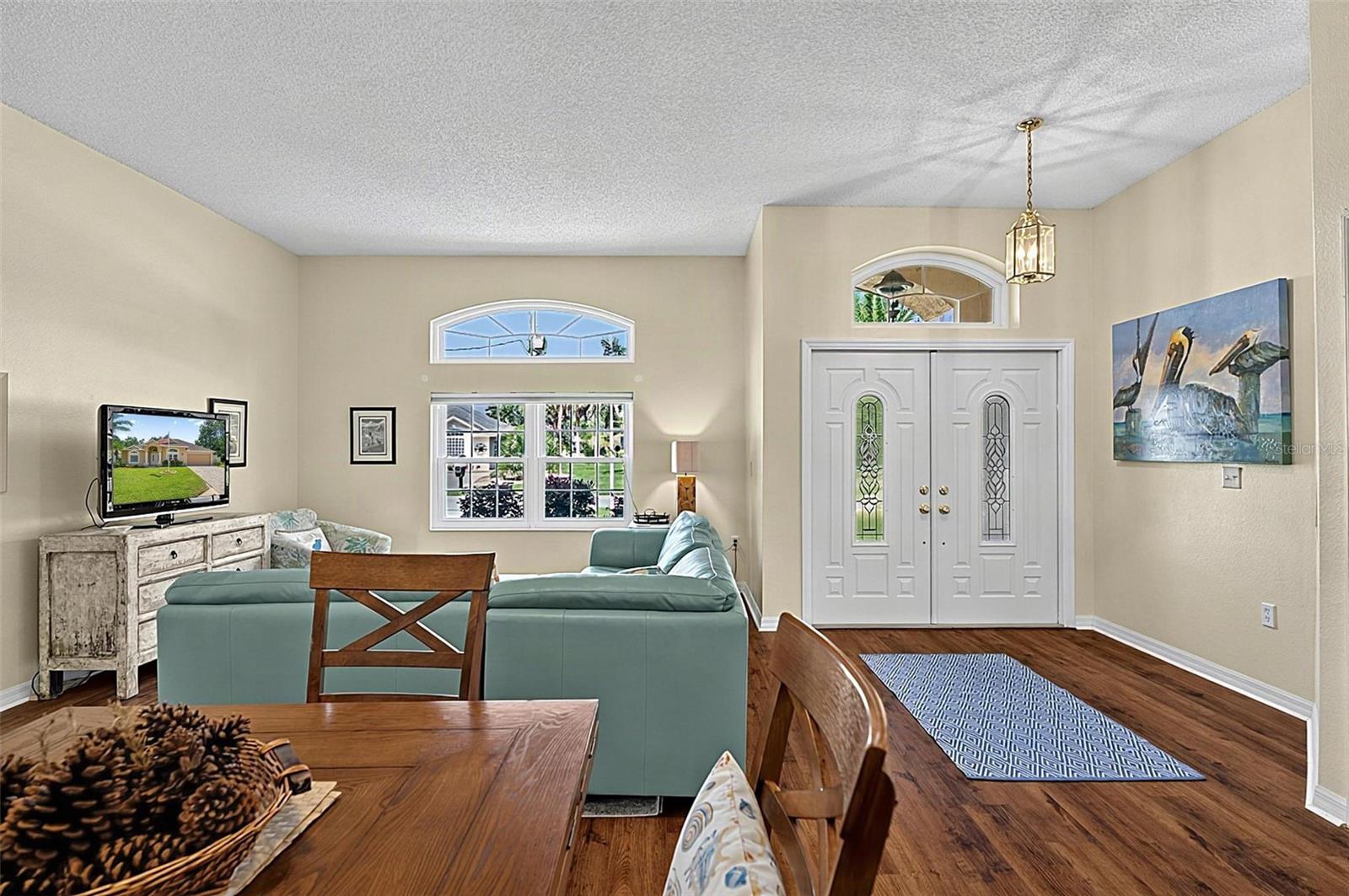 30 LUDLOW LN W — photo 8