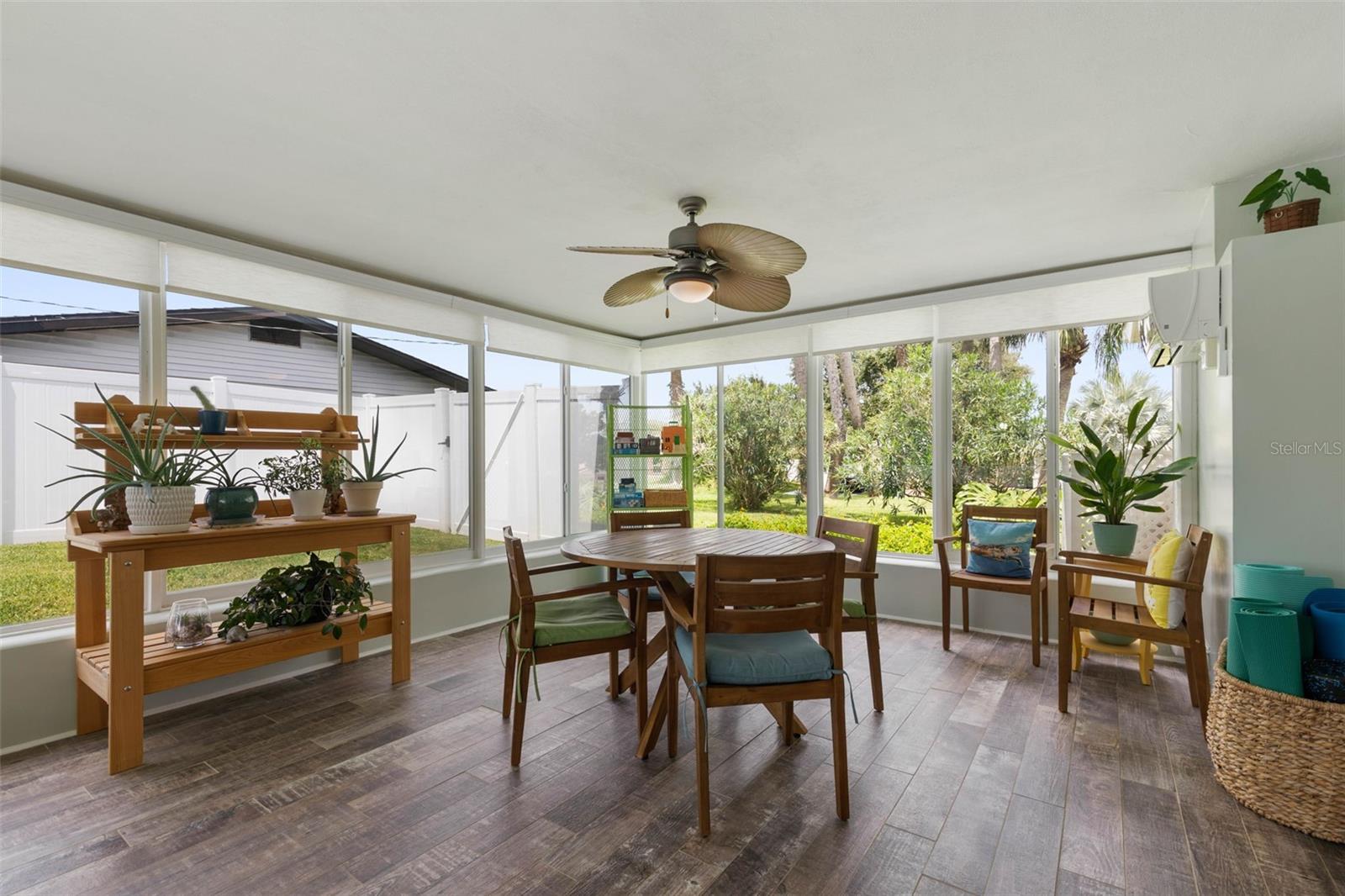 76 BANYAN DR — photo 5