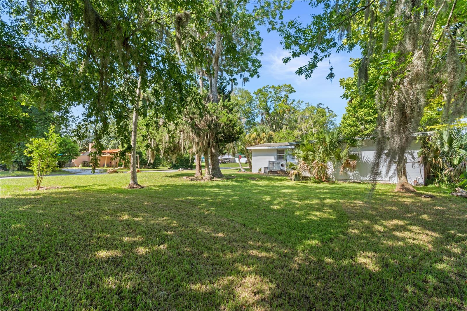 553 S LANVALE AVE — photo 5