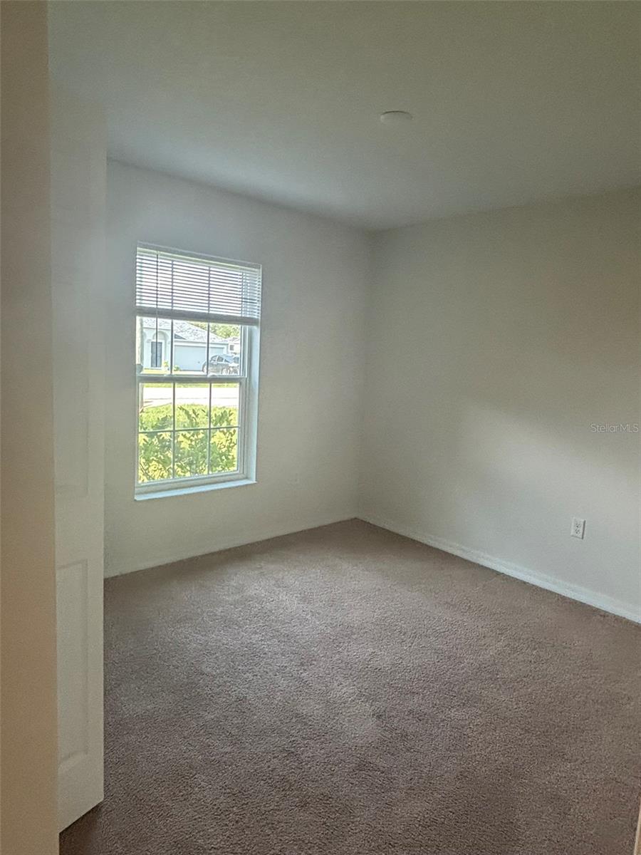 6 WOOD AMBER LN #B — photo 9