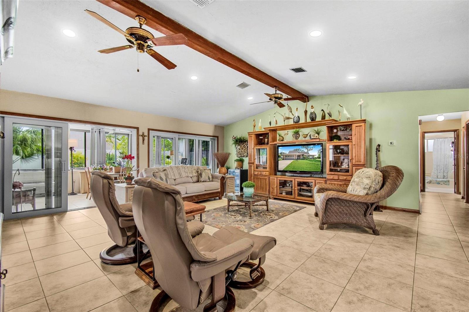 126 FLORIDA PARK DR — photo 11