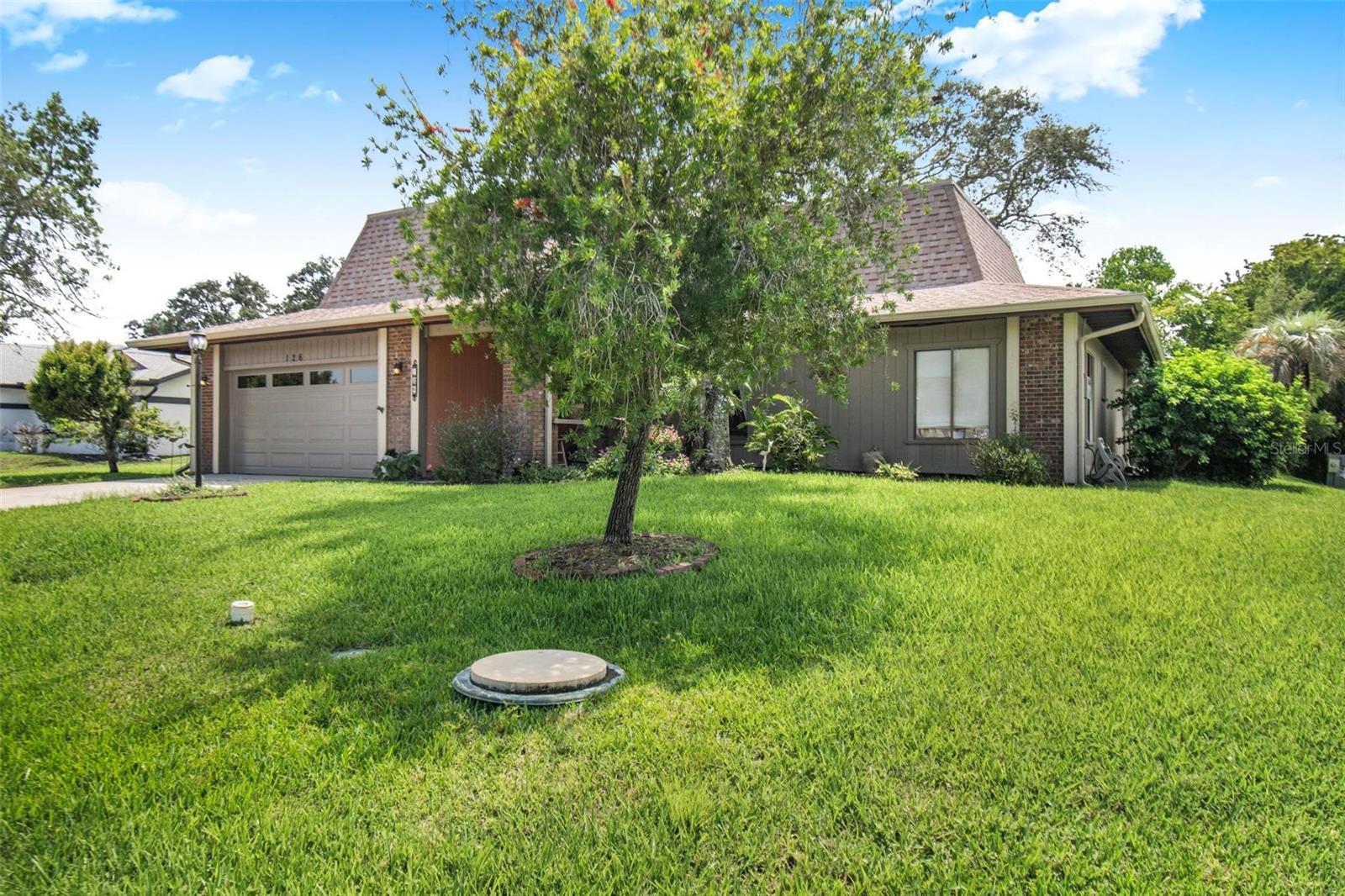 126 FLORIDA PARK DR — photo 4
