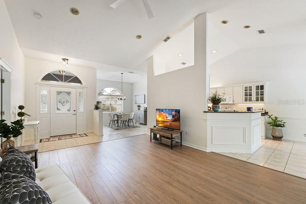 23 BARKLEY LN — photo 8