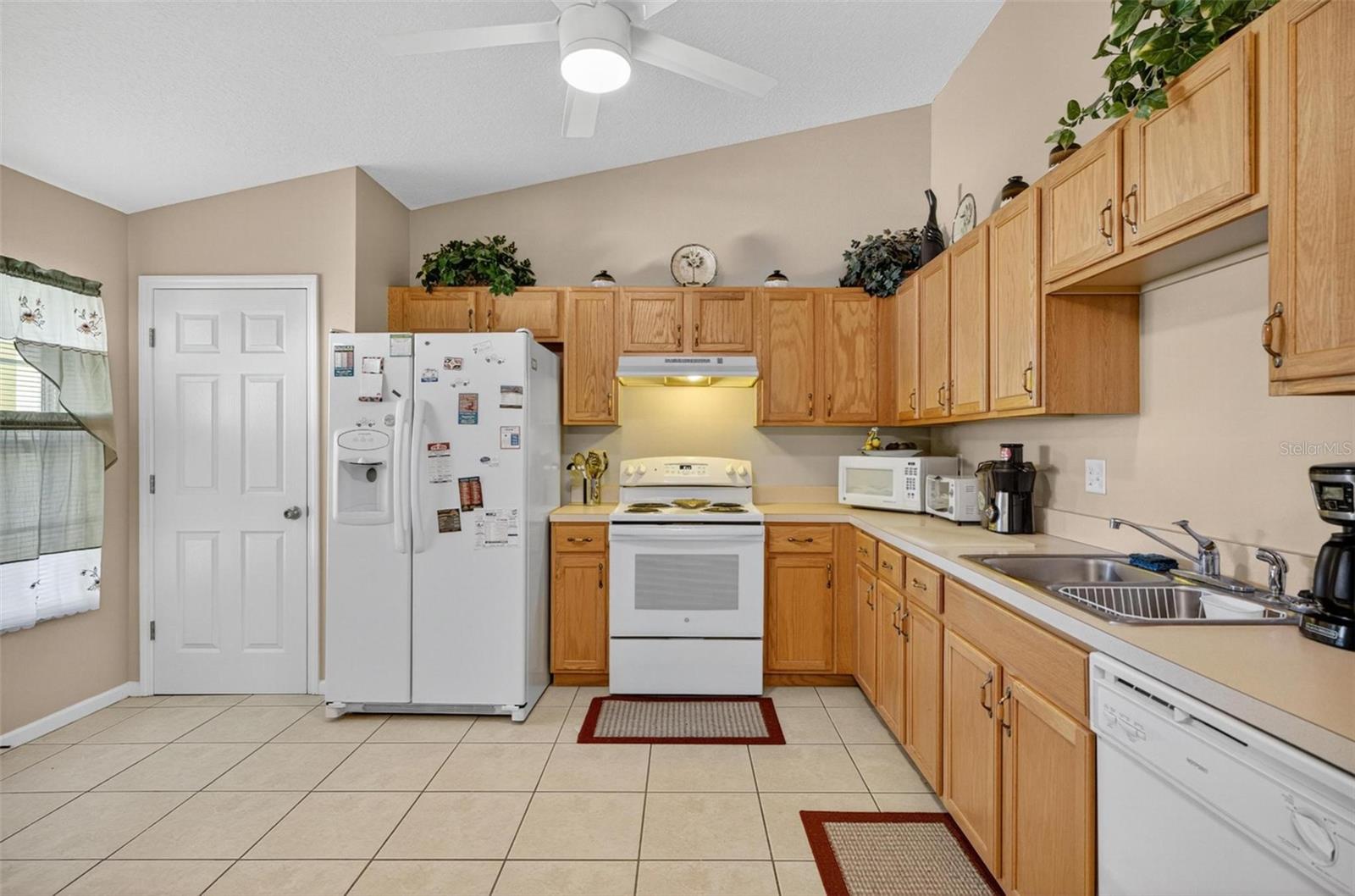 8 FAWN LN #A — photo 8