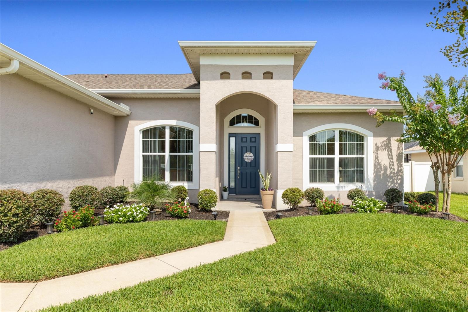 15 FAIRCHILD LN — photo 3