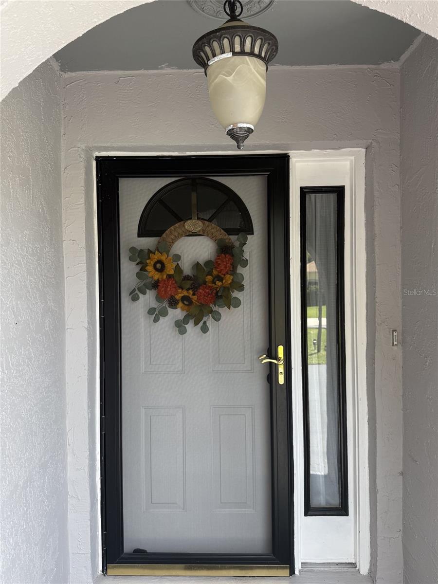 6 BOXWOOD LN — photo 10
