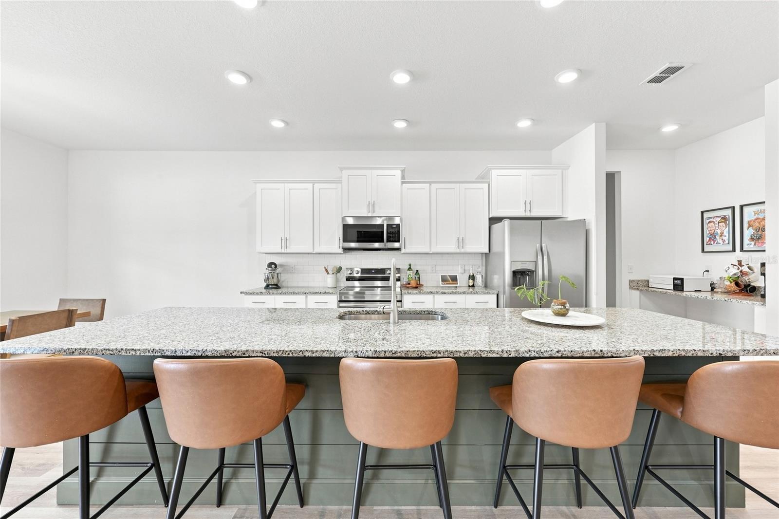 5 PINE BUSH LN — photo 2