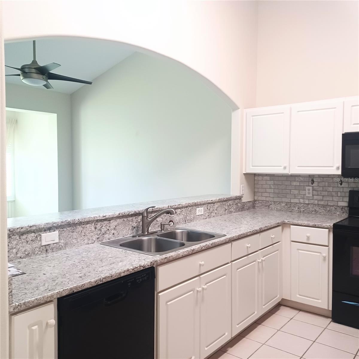 82 VERANDA WAY #91 — photo 5