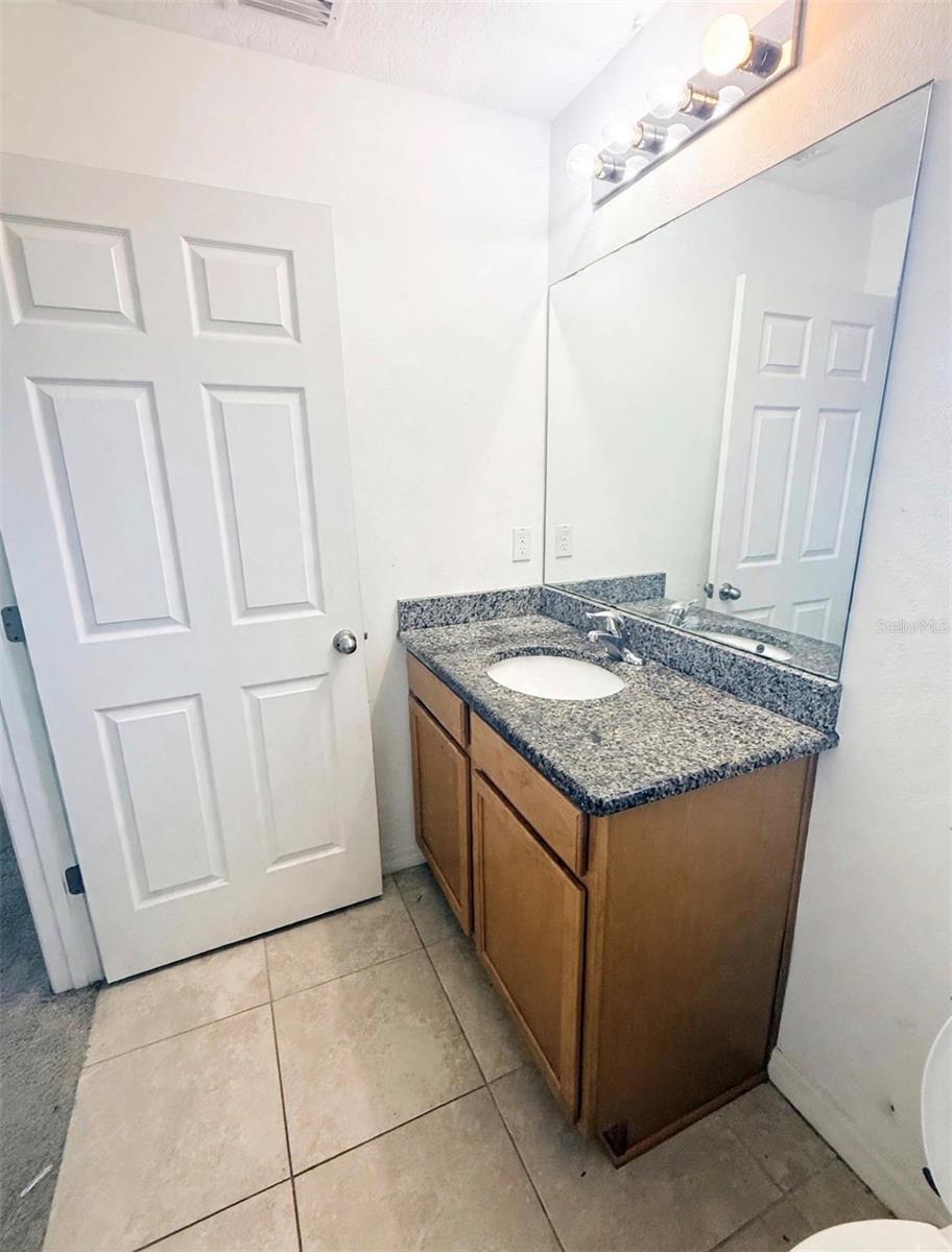 20 RAINSTONE LN #B — photo 12