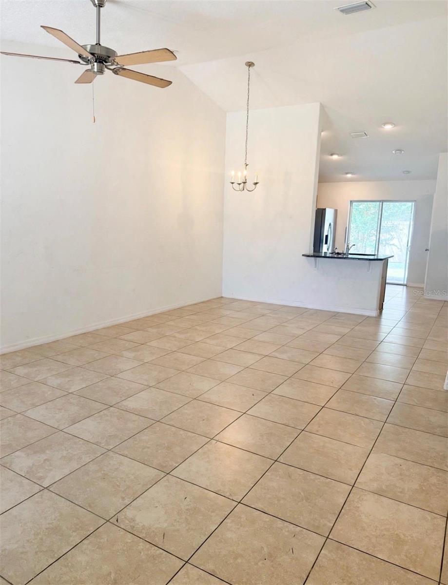 20 RAINSTONE LN #B — photo 3