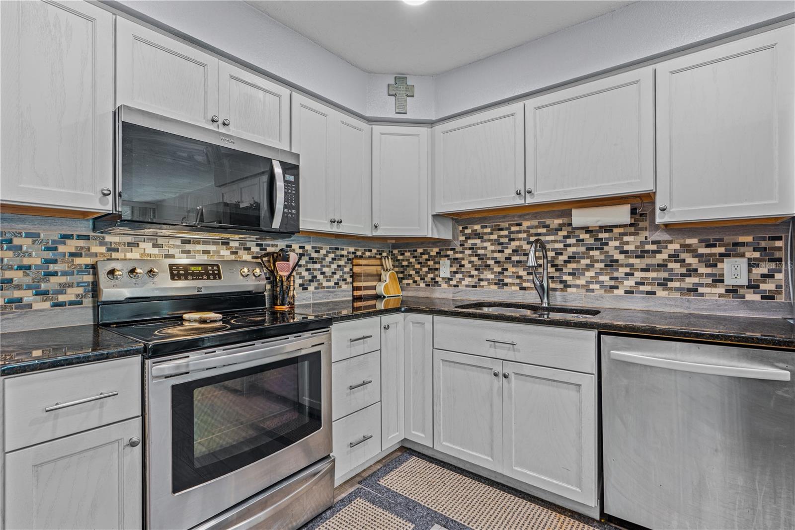5500 OCEAN SHORE BLVD #UT23 — photo 2