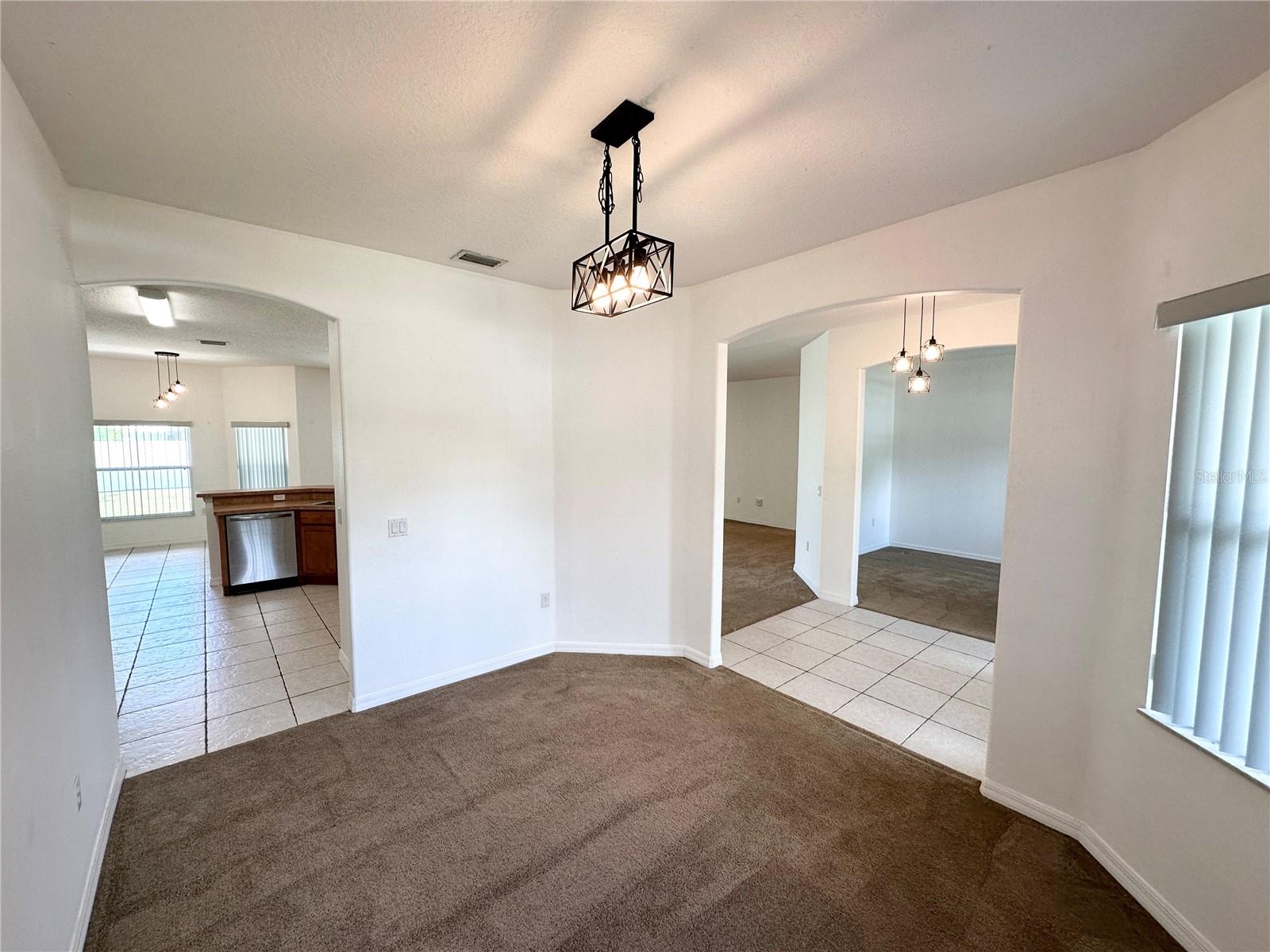 15 RUTH DR — photo 10