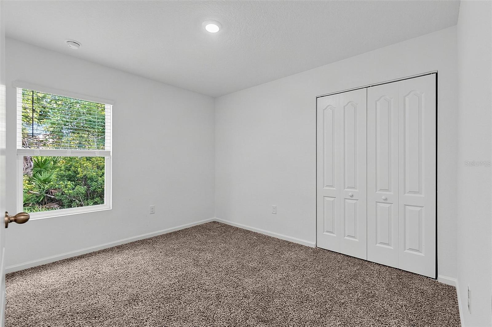 6 PROSPERITY LN #B — photo 12