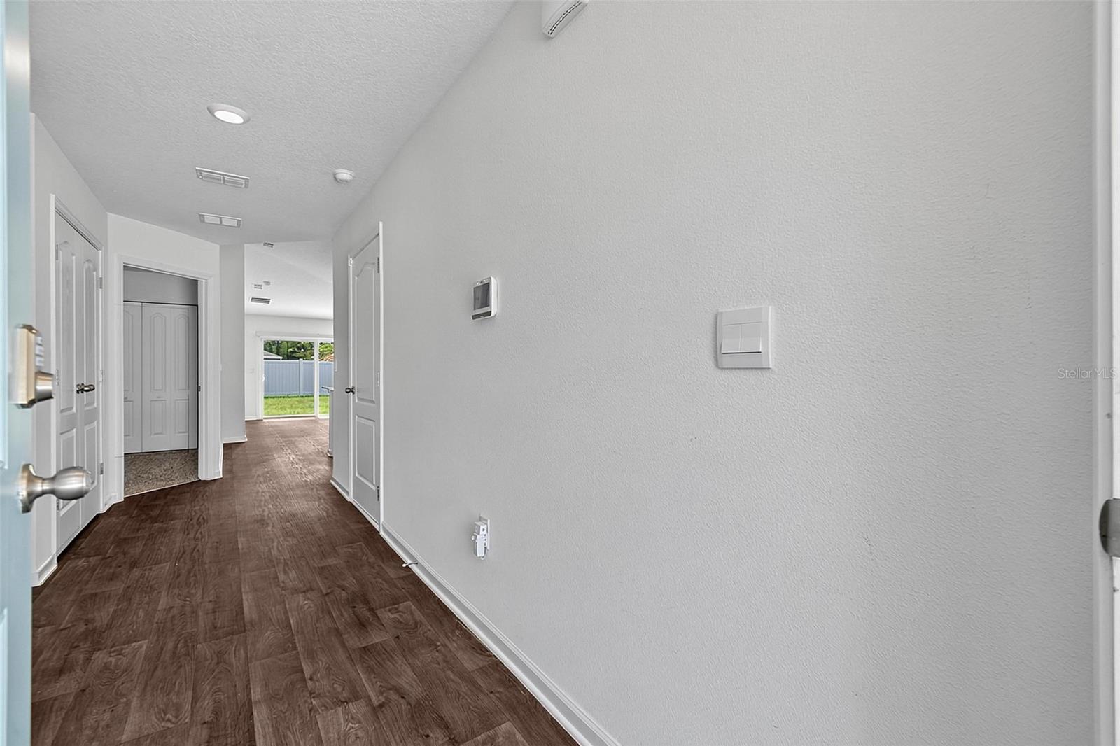 6 PROSPERITY LN #B — photo 4
