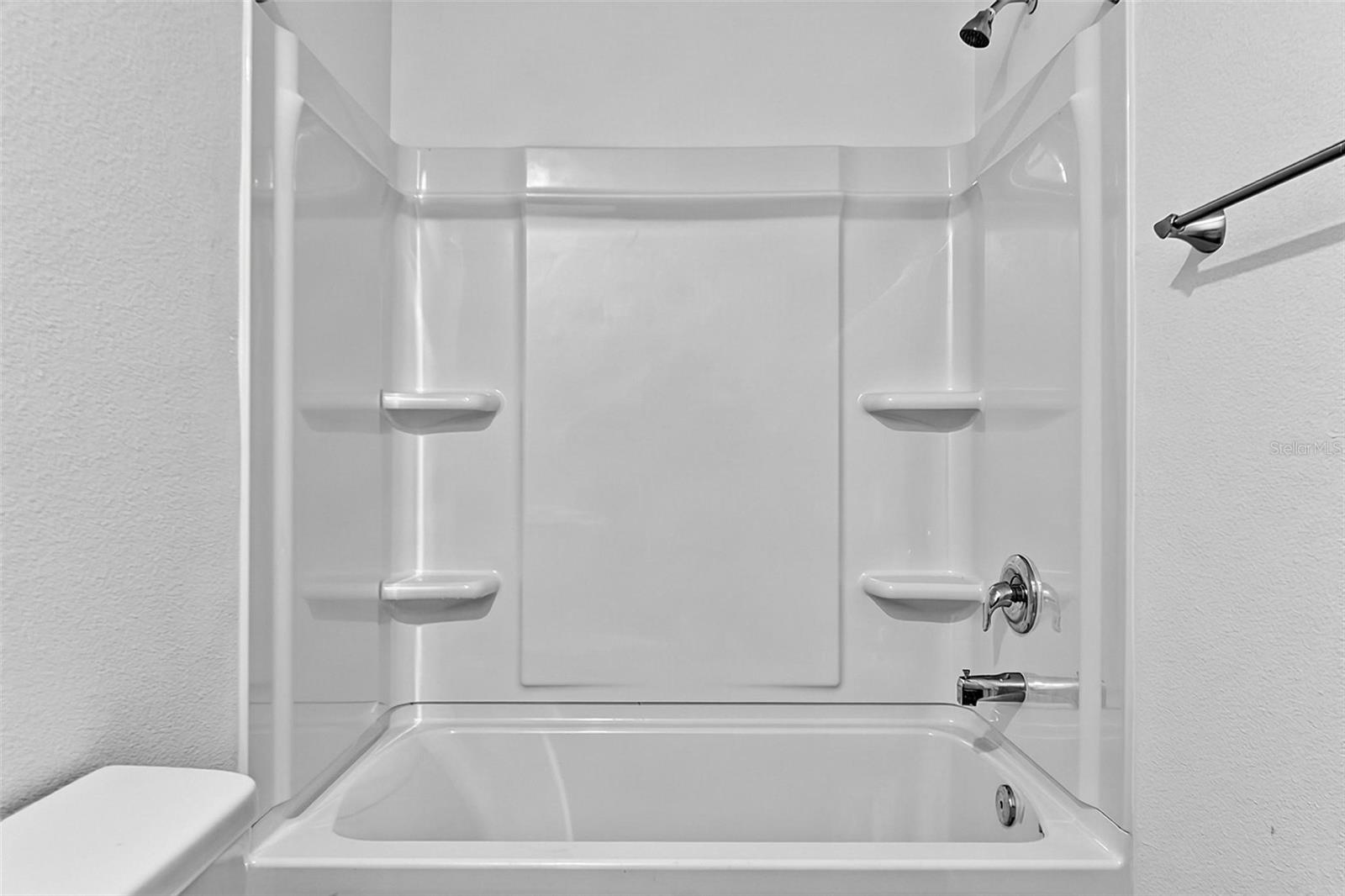 6 PROSPERITY LN #B — photo 10