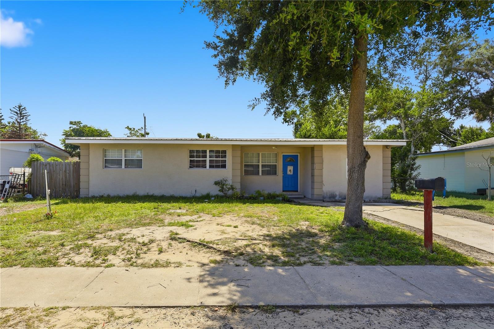 934 LEWIS DR — photo 2