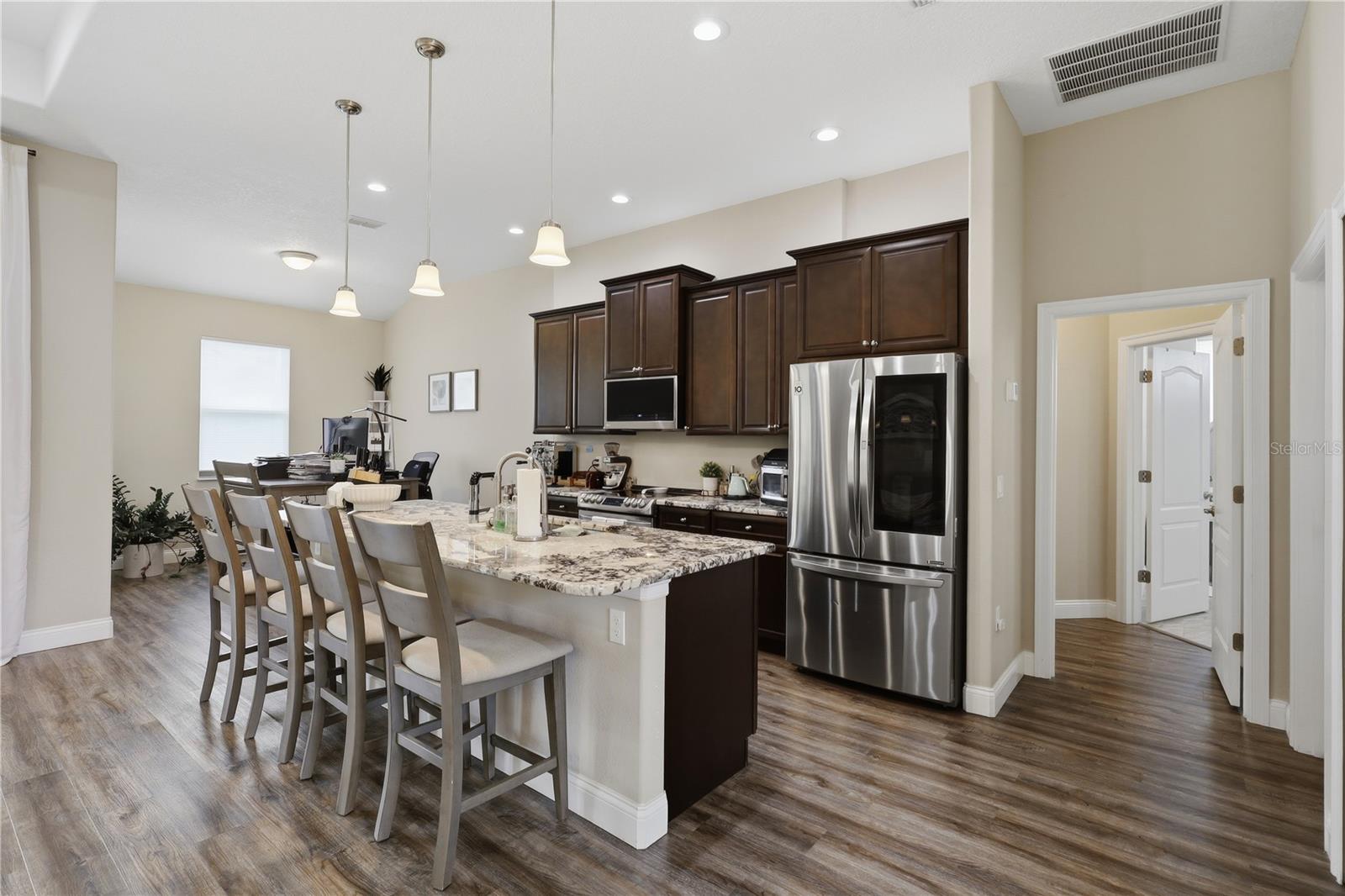 50 PEPPER LN — photo 12
