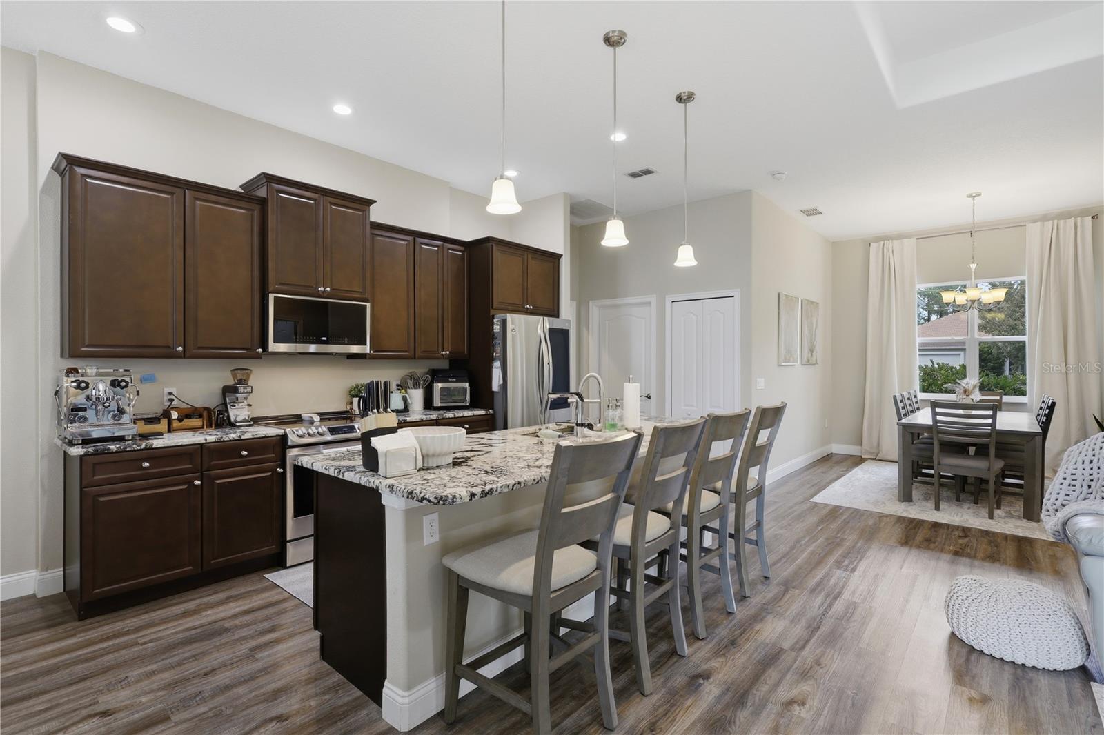50 PEPPER LN — photo 9