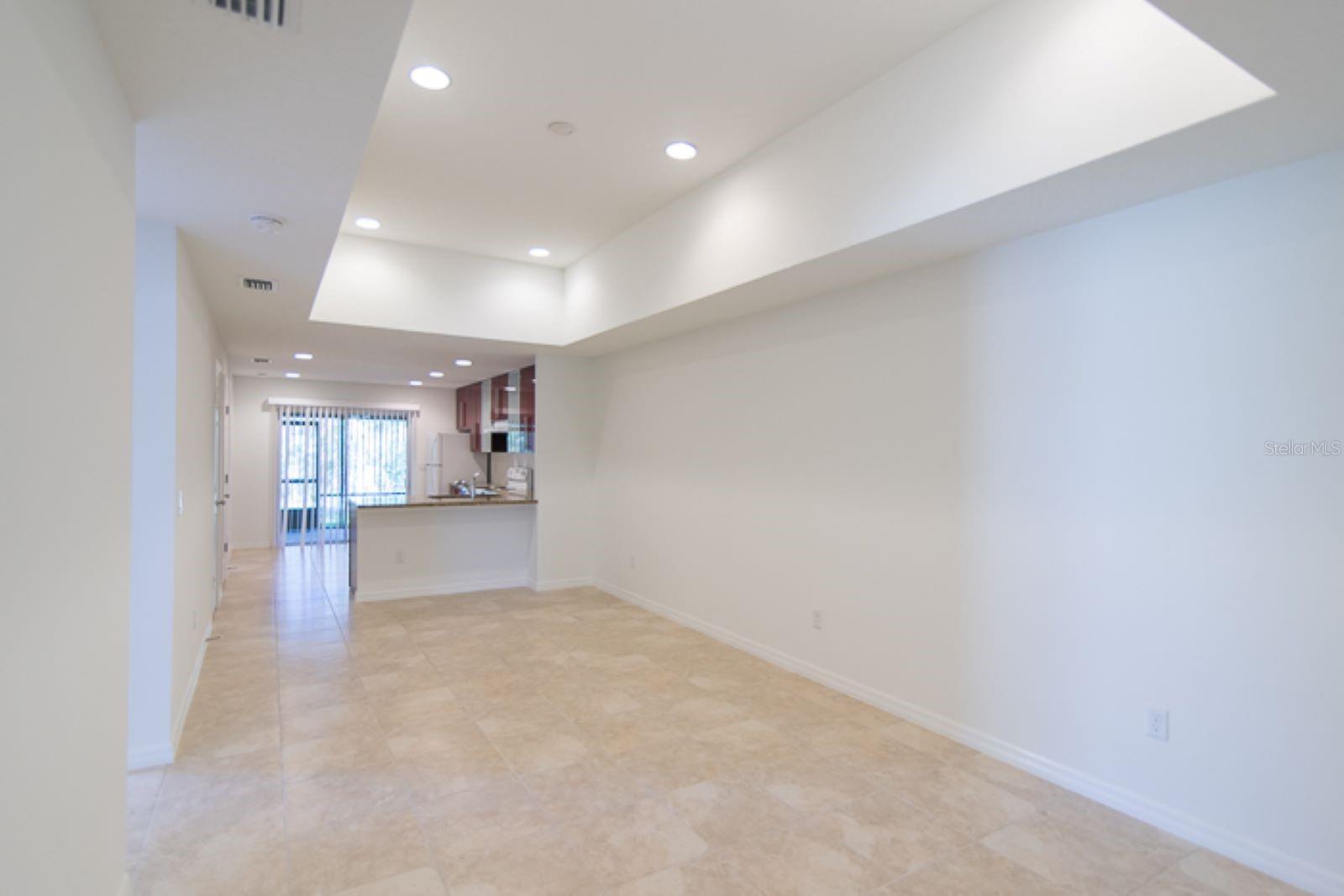 175 PLAIN VIEW DR #B — photo 2