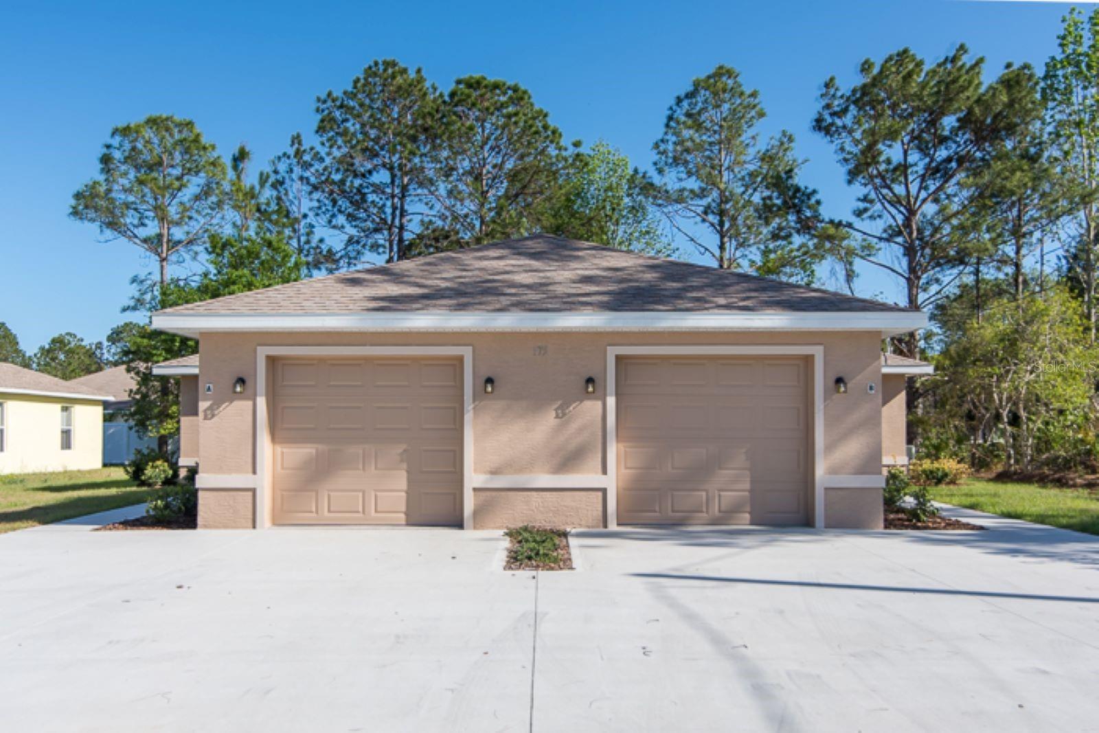 175 PLAIN VIEW DR #B