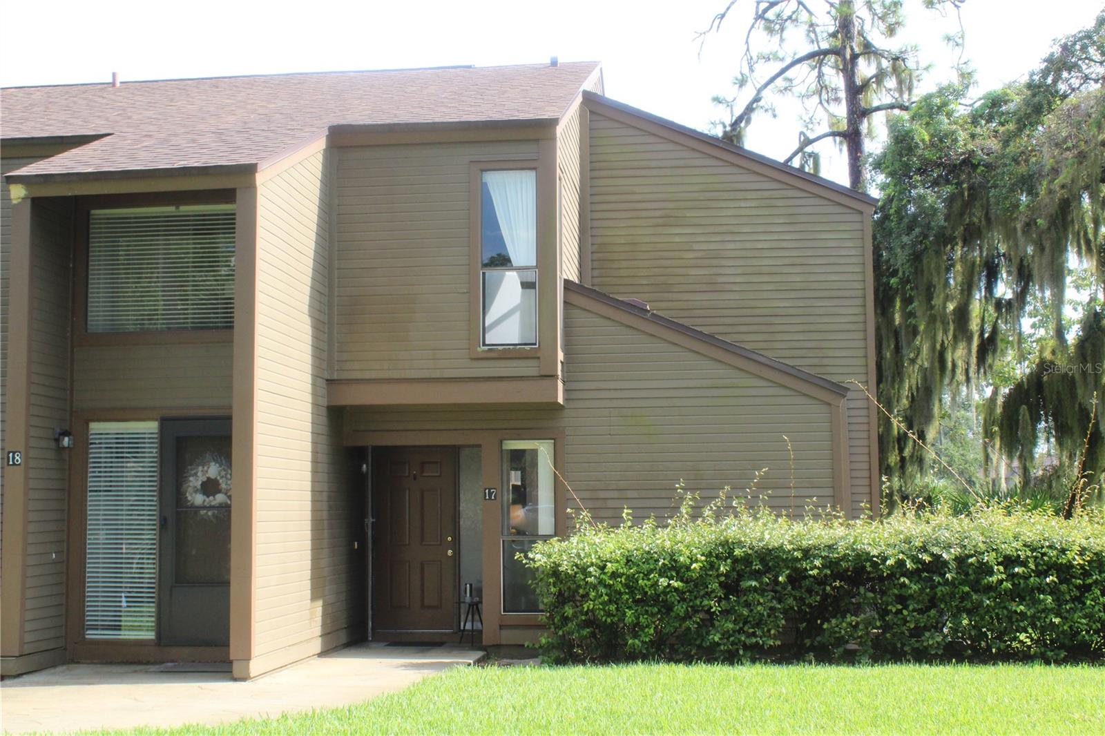 17 OXFORD LN #17