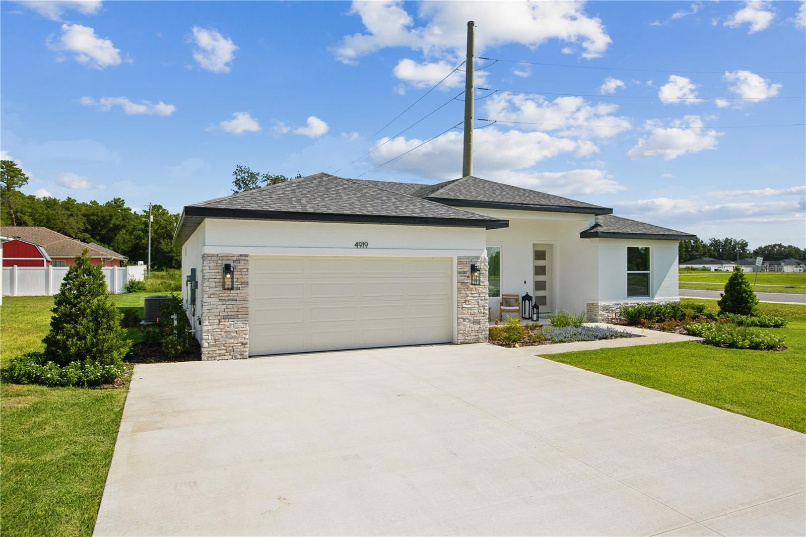 17 BONNIE LN — photo 3