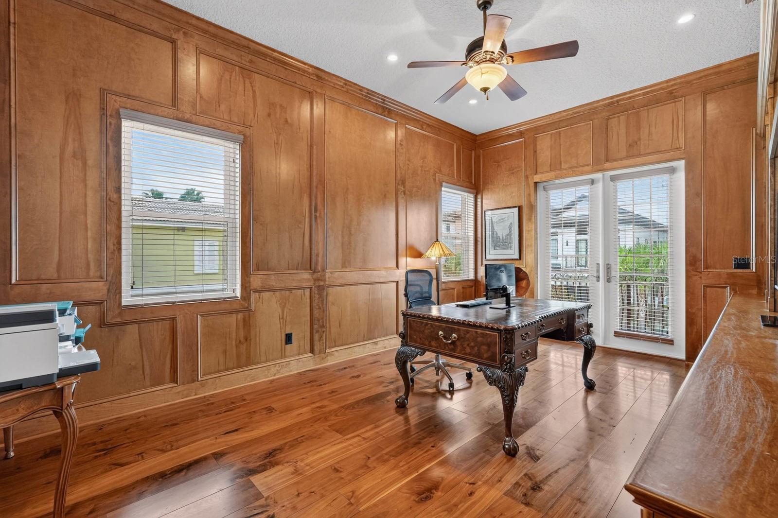 303 YACHT HARBOR DR — photo 5