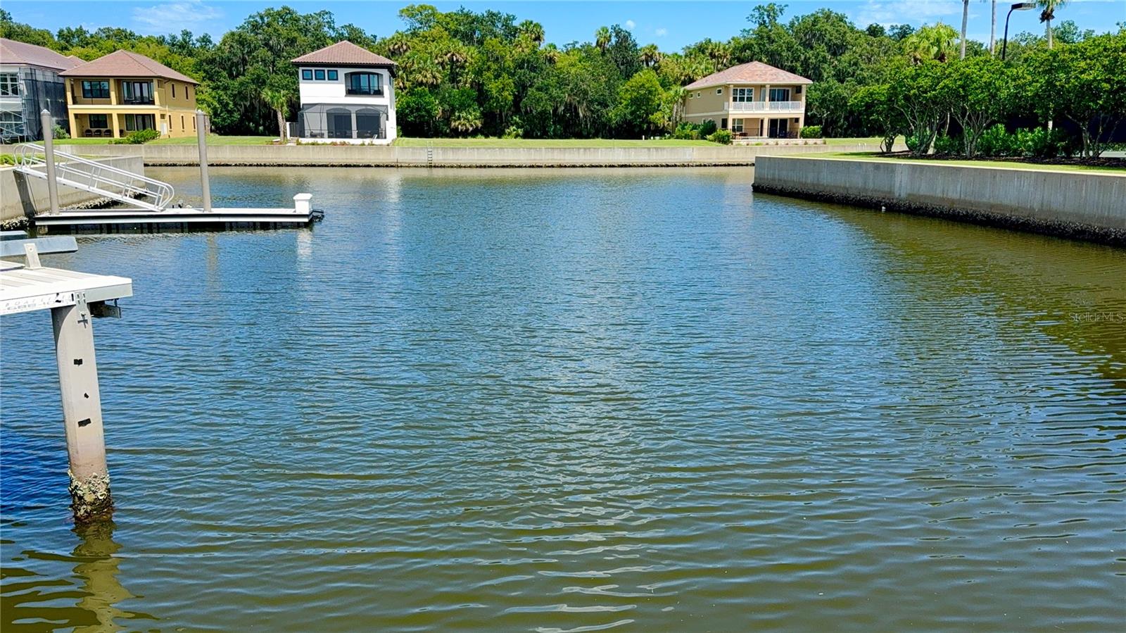 243 YACHT HARBOR DR — photo 2
